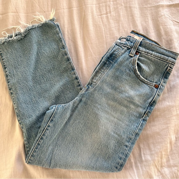 Levi’s Ribcage Straight Jeans - Picture 2 of 6